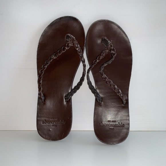 abercrombie kids flip flops